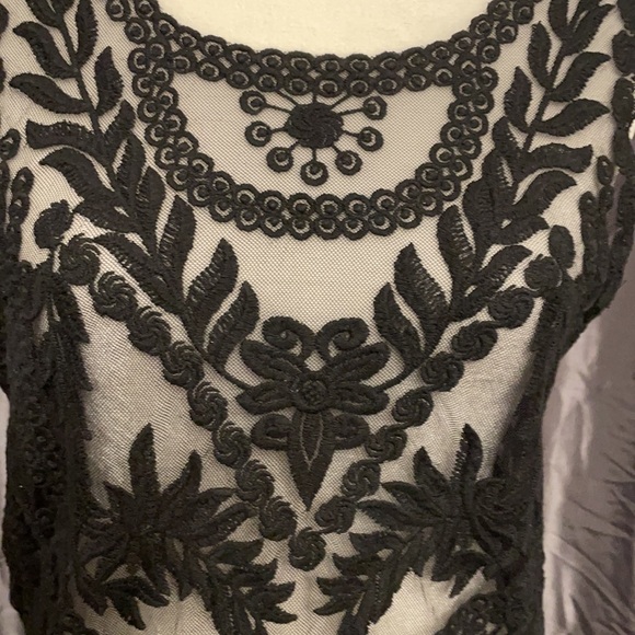 Express black top - Picture 3 of 5